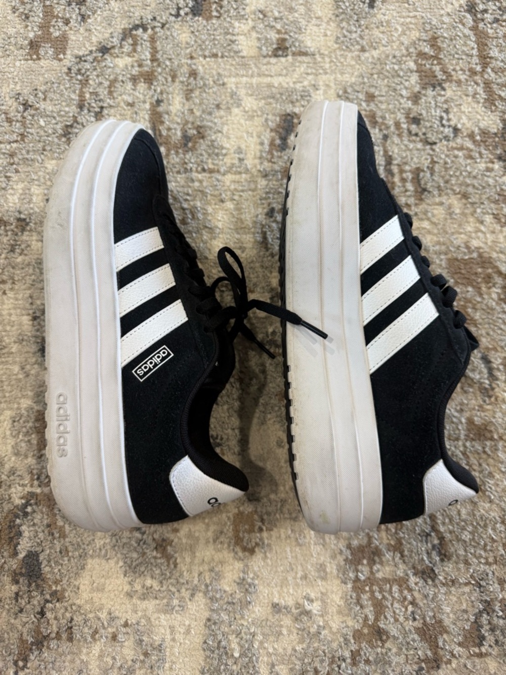 Adidas Black and White Platform Lace-Up Sneakers - Size 8 - Picture 5 of 8